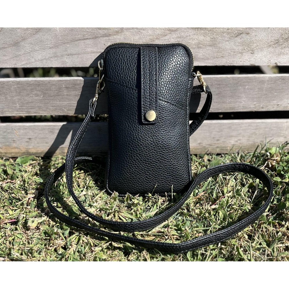 Cell Phone Crossbody Bag Womens Black Pebble Faux Leather Mini Purse Zip Top